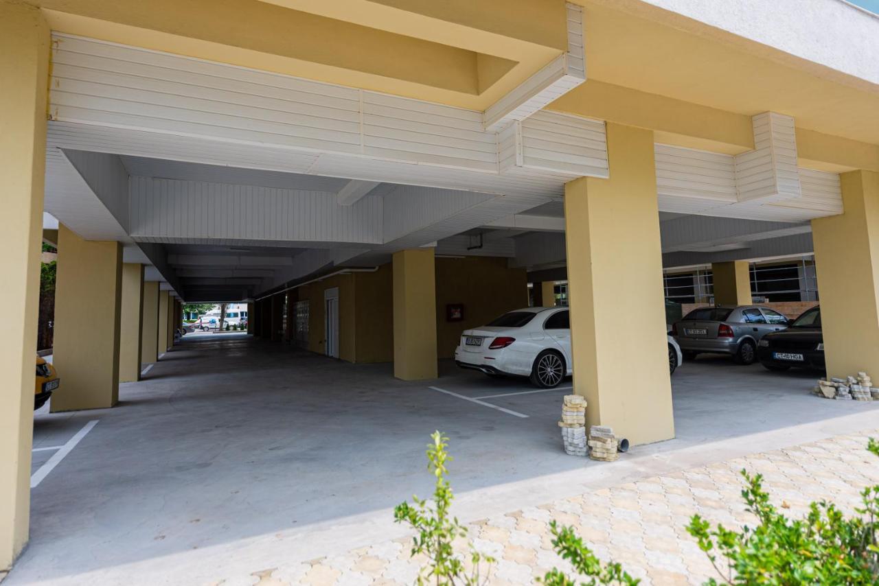 Mamaia Moonlight Apartment מראה חיצוני תמונה