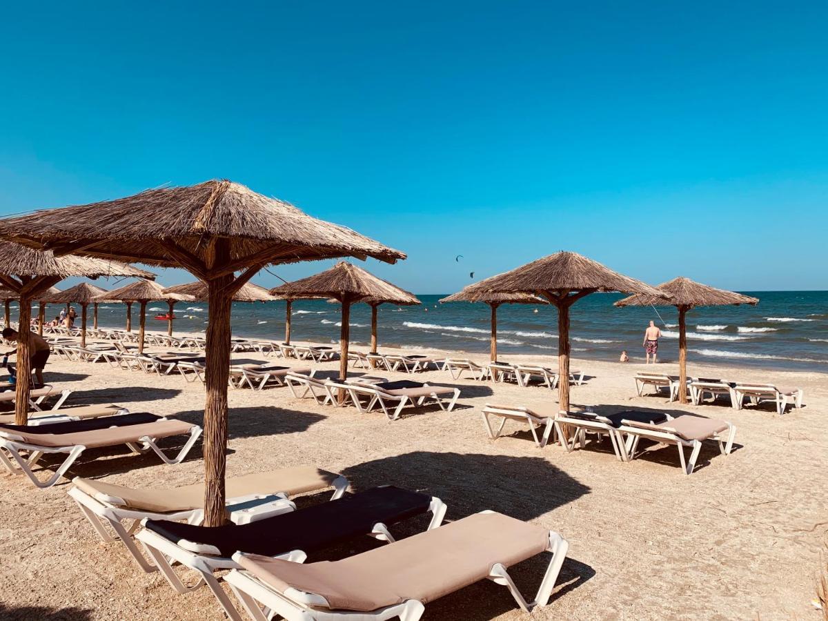 Mamaia Moonlight Apartment מראה חיצוני תמונה