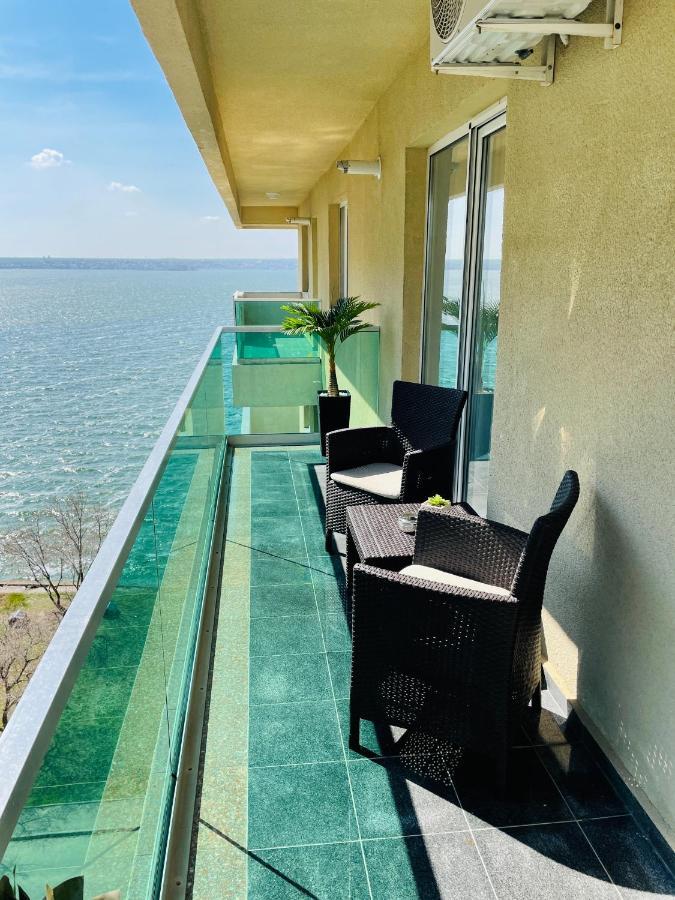 Mamaia Moonlight Apartment מראה חיצוני תמונה